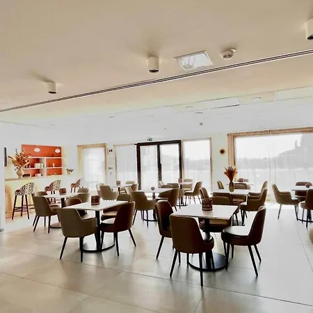Domitys - Les Ambres Aparthotel 4*